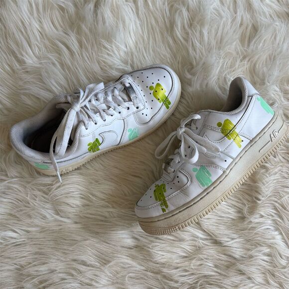 Custom Nike Air Force 1 Sneakers Multicolor Size 7 Unisex - Picture 1 of 10